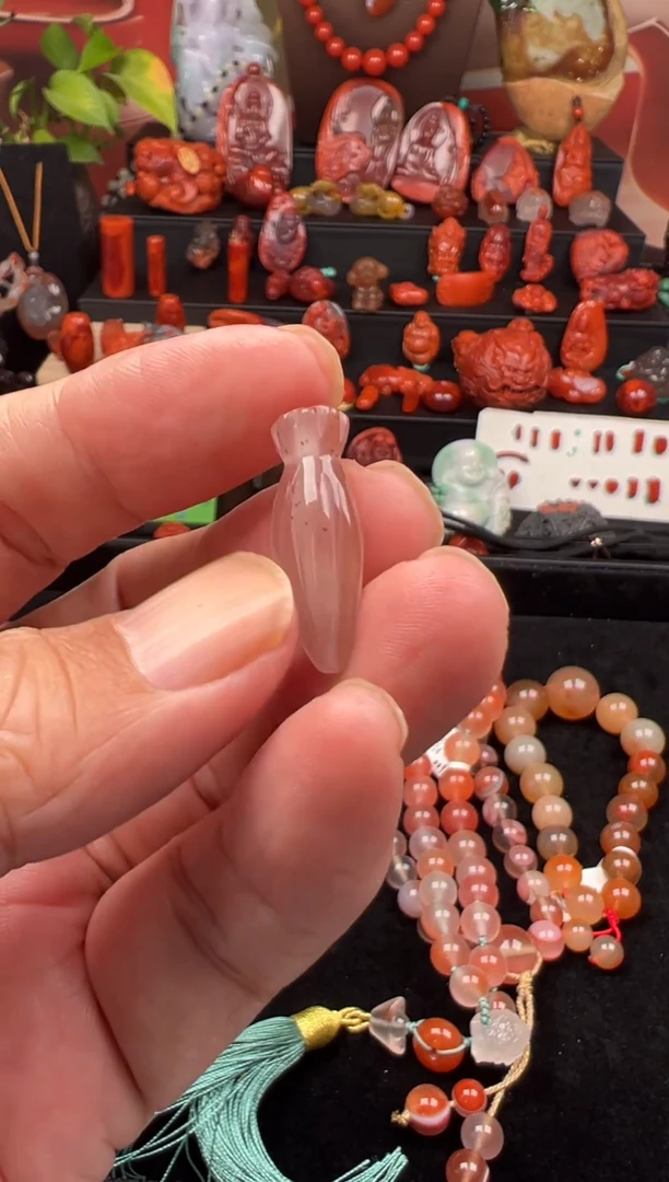 未镶嵌吊坠南红玛瑙吊坠