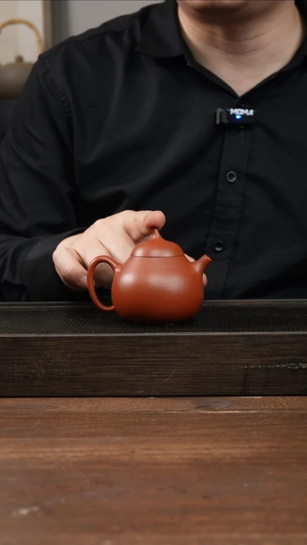 茶杯紫砂朱泥茄瓜      180CC