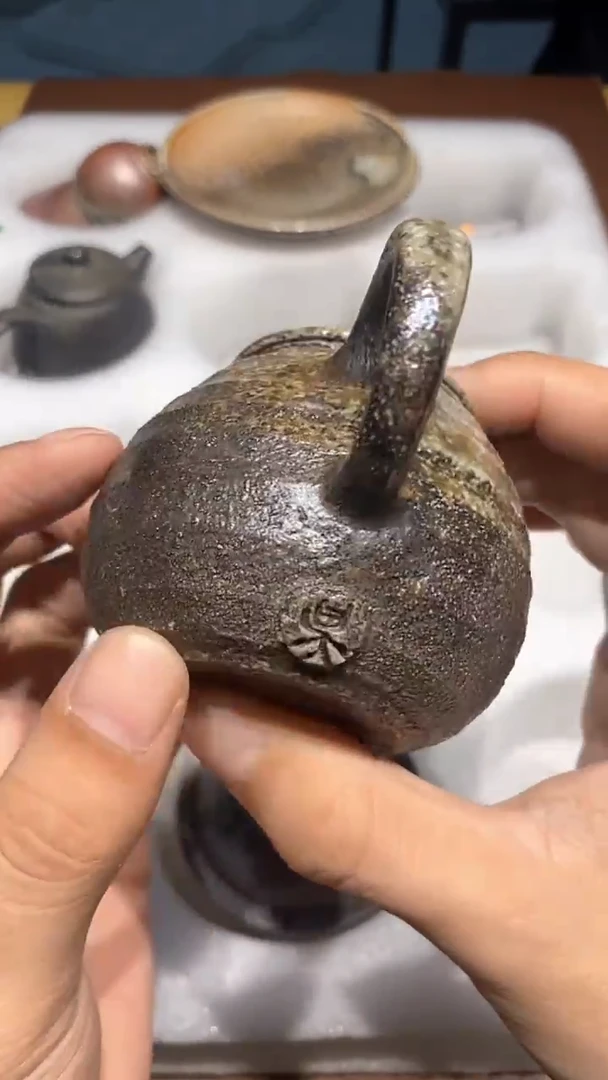 奢瓷/瑞寅柴烧茶器（壶）692