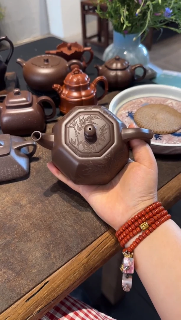 茶壶紫砂八方井栏 刻绘