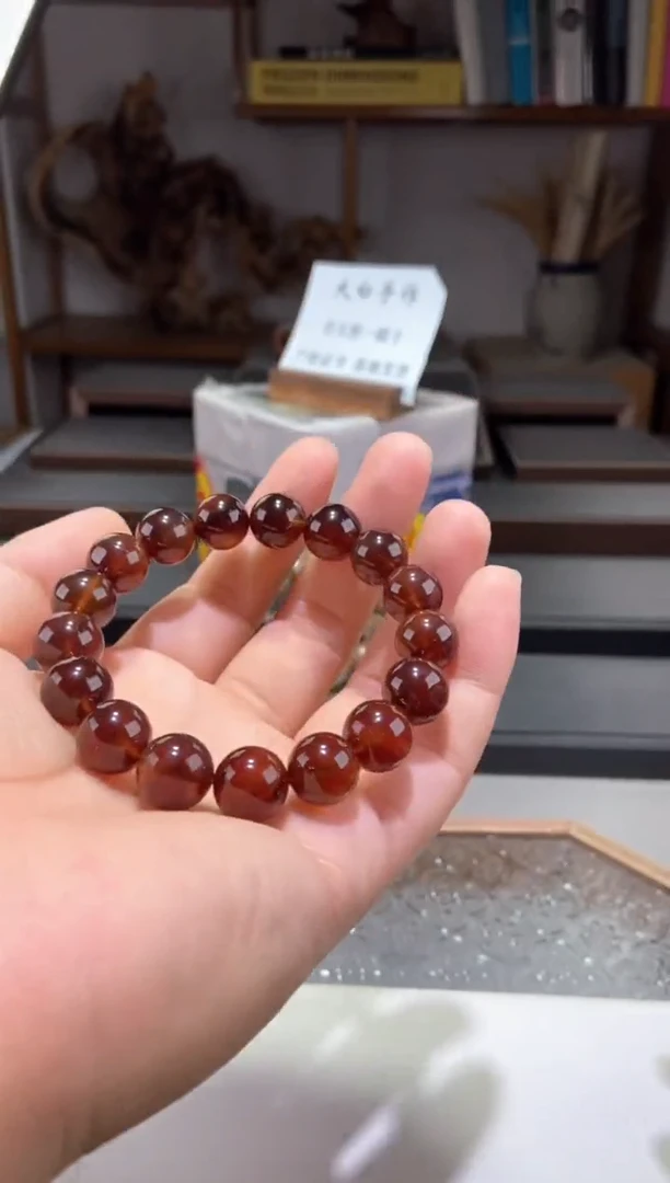 琥珀颈饰未镶嵌12+棕红珀手串【多样性发货其中一条】