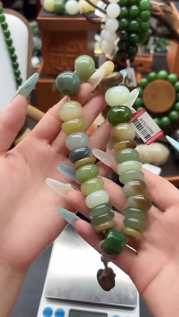 未镶嵌手串和田玉董小姐推荐 多样性发货 拍一发一17