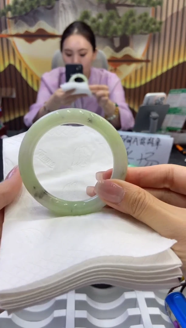 翡翠手镯未镶嵌00008604
