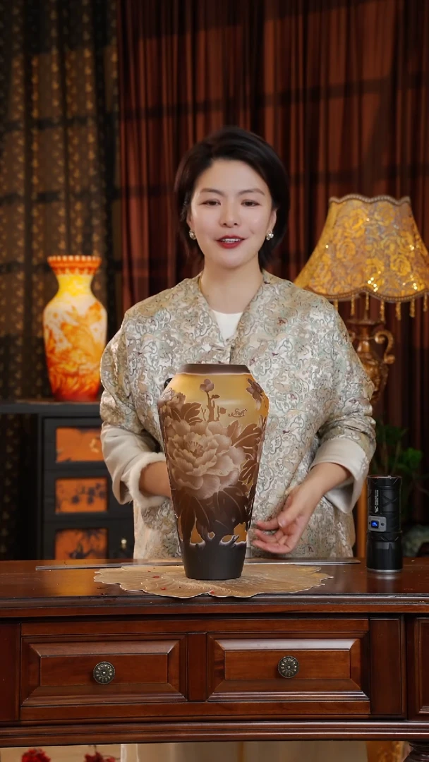 琉璃葛蕾。。。。。。。。