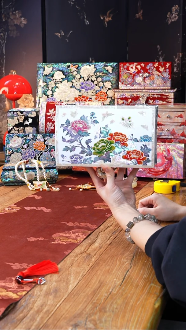 【闪购商品】瓷片螺钿工艺香椿木首饰盒