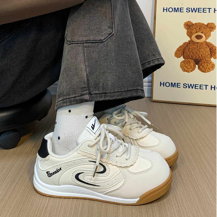 回力圆头德训鞋女2025秋季新款户外百搭休闲鞋软底不累脚丑萌板鞋