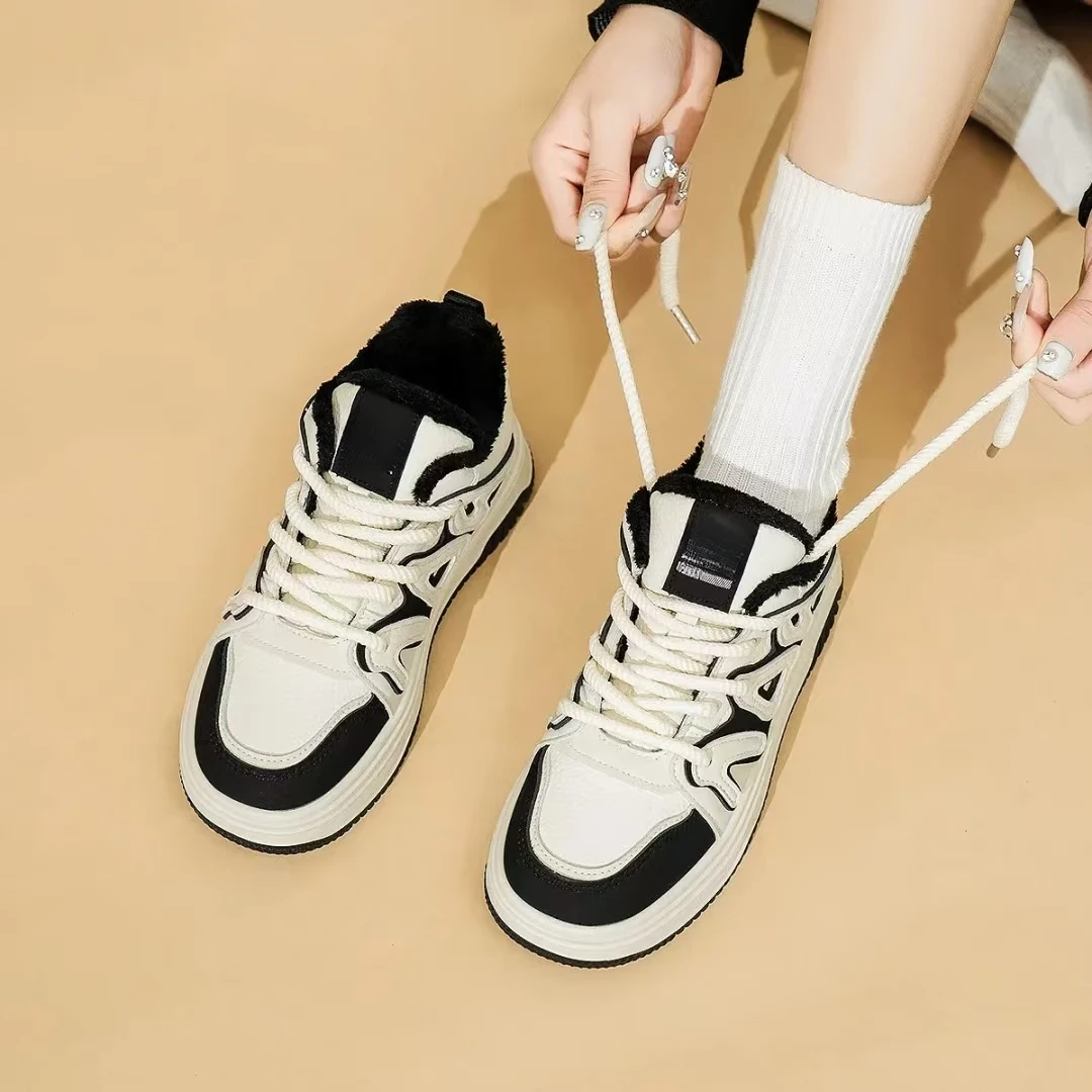 加厚女鞋轻便休闲鞋女增高运动百搭板鞋厚底鞋4373