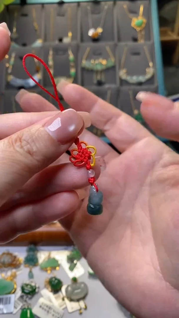 颈饰未镶嵌翡翠净货40309