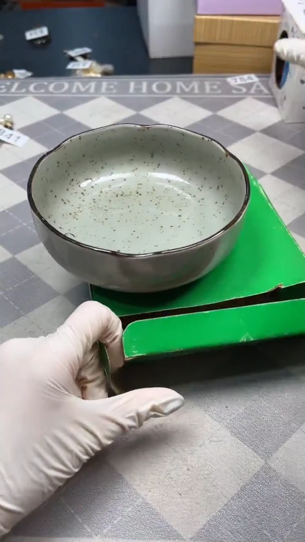 瓷片陶瓷如图所示周边
