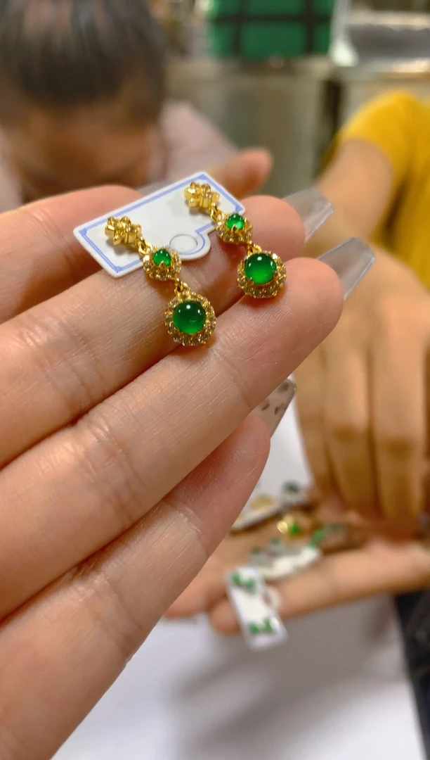 未镶嵌戒指翡翠多样性发一