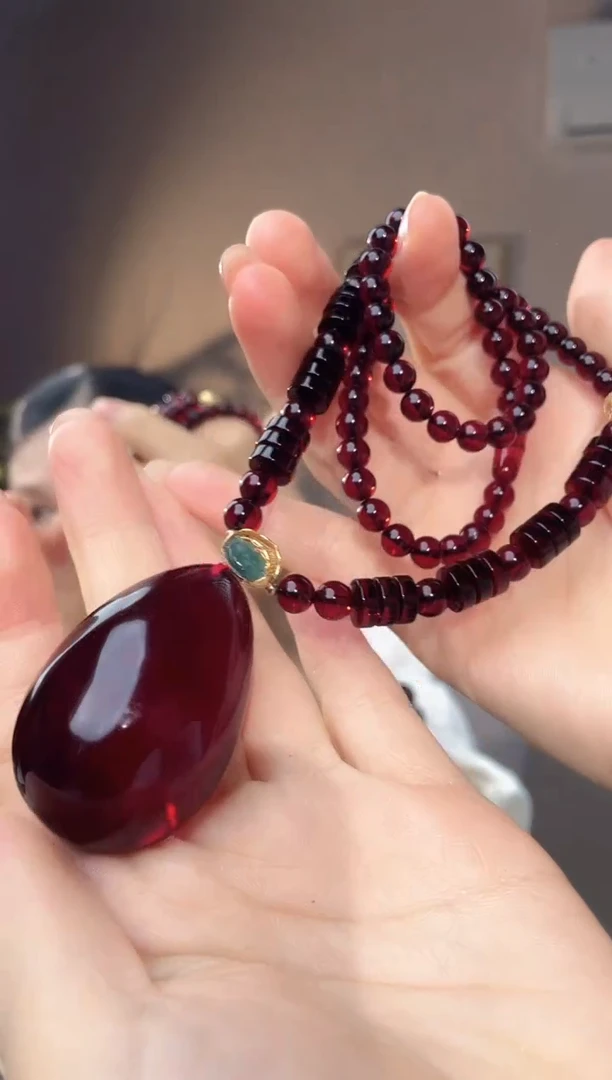 裸石琥珀未镶嵌33*48 天然缅甸琥珀水滴项链设计款