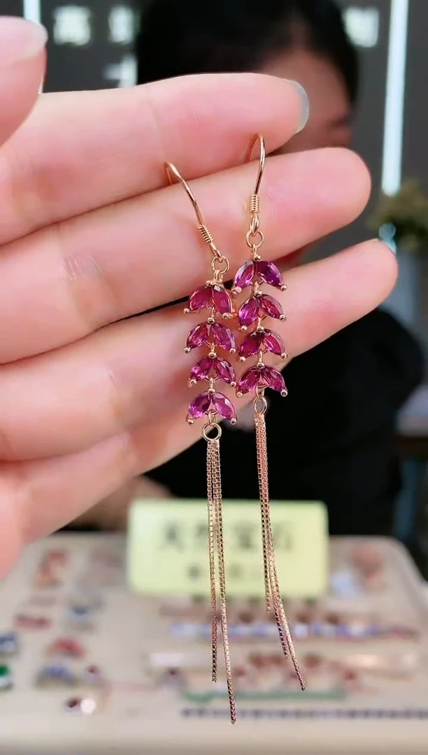 【闪购商品】石榴石耳饰银S925镶嵌耳饰