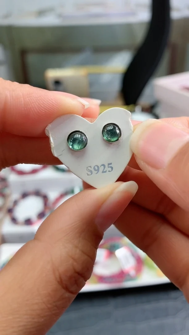 【闪购商品】碧玺手串银S925镶嵌多样性发一条