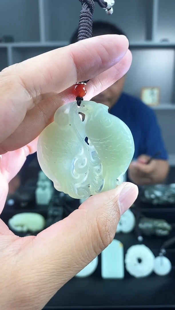 和田玉未镶嵌颈饰1