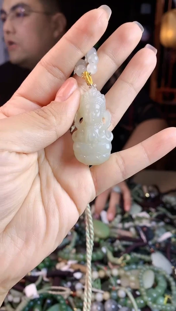 【闪购商品】和田玉挂件未镶嵌多样性发货拍一发一