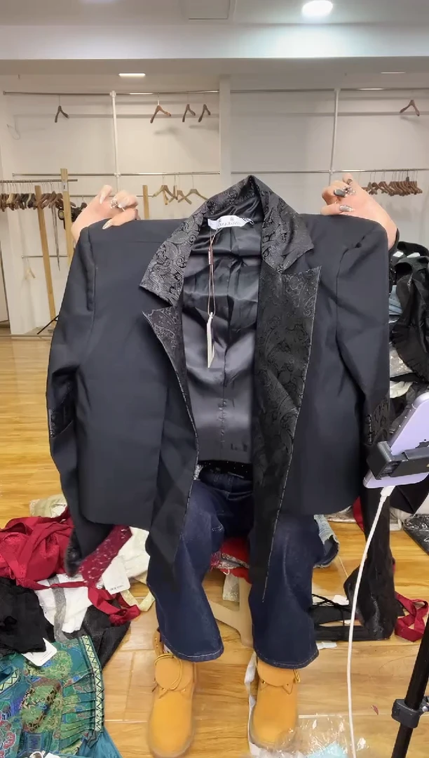 外套       L码        105-115斤