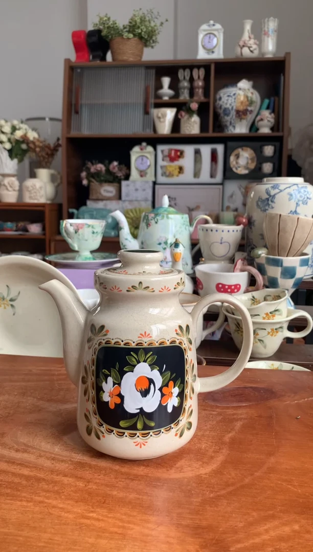 陶瓷山茶花小手帕茶壶1个