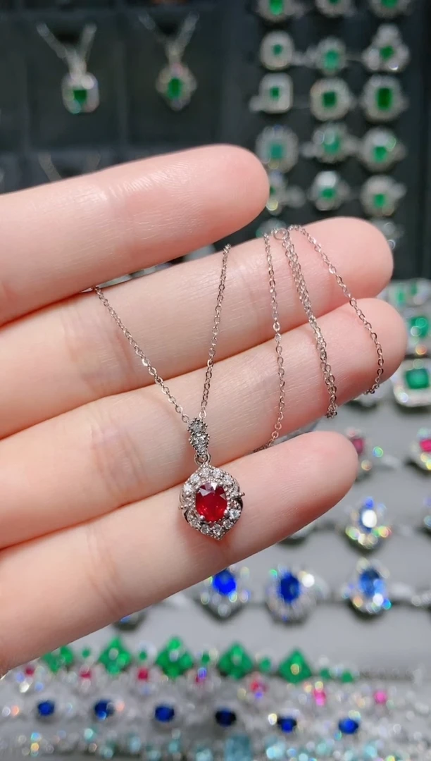 18K金镶嵌18K金锁骨链红宝石.