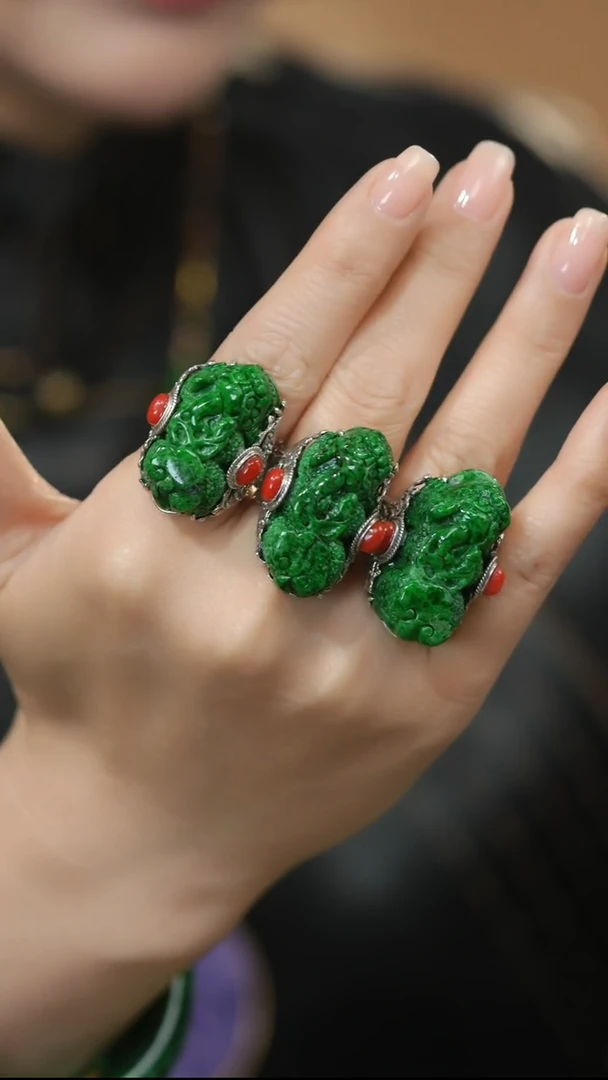 未镶嵌戒指翡翠@WS008111012@多样性发其一