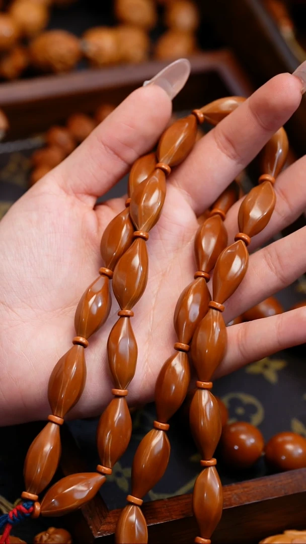 【闪购商品】橄榄核吊坠苏工橄榄核