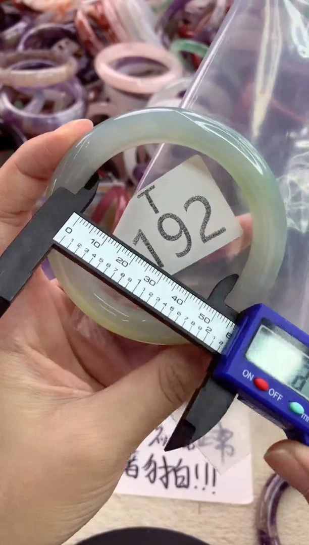 水晶手镯未镶嵌T192-57