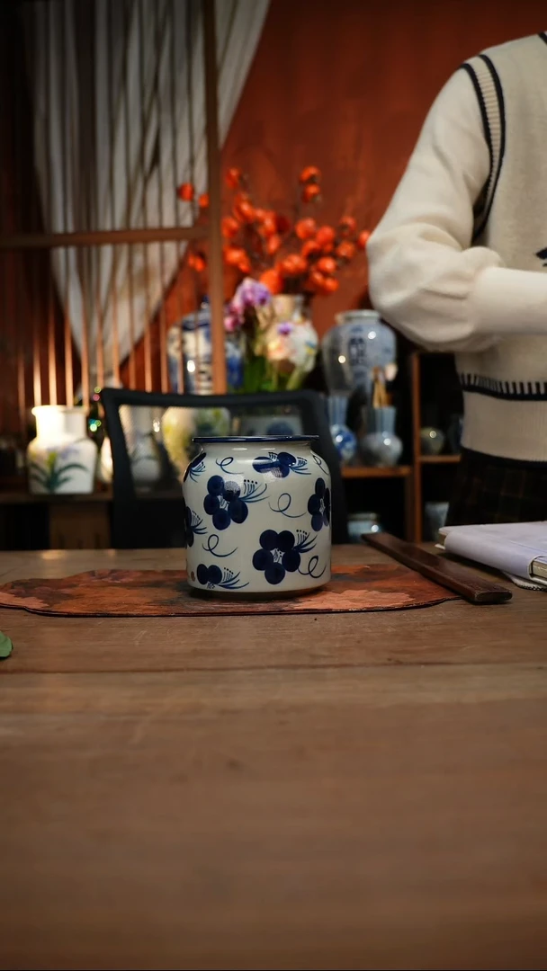 当代高温釉下彩手绘陶瓷餐具