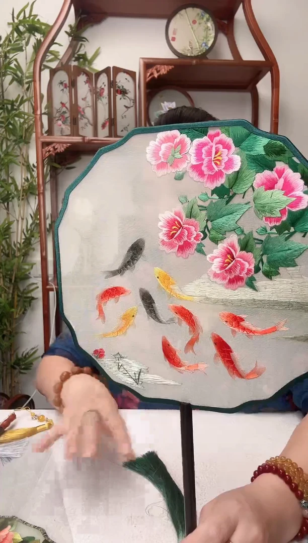 刺绣团扇--手工绣花---双面绣花
