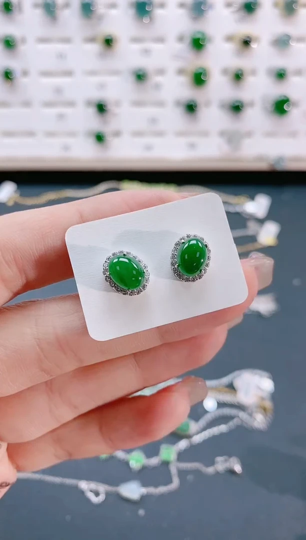 【闪购商品】翡翠耳饰银S925镶嵌天然翡翠