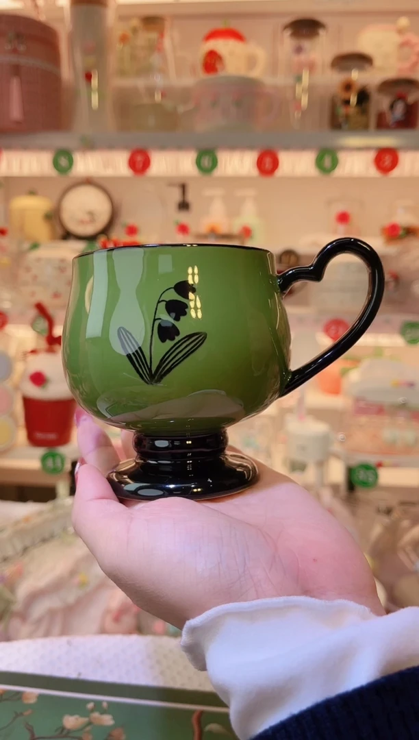 复古高脚杯绿色——手工制作品质好！