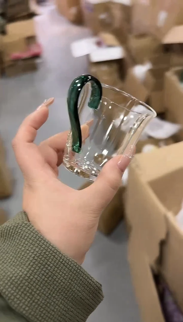 墨绿把杯
