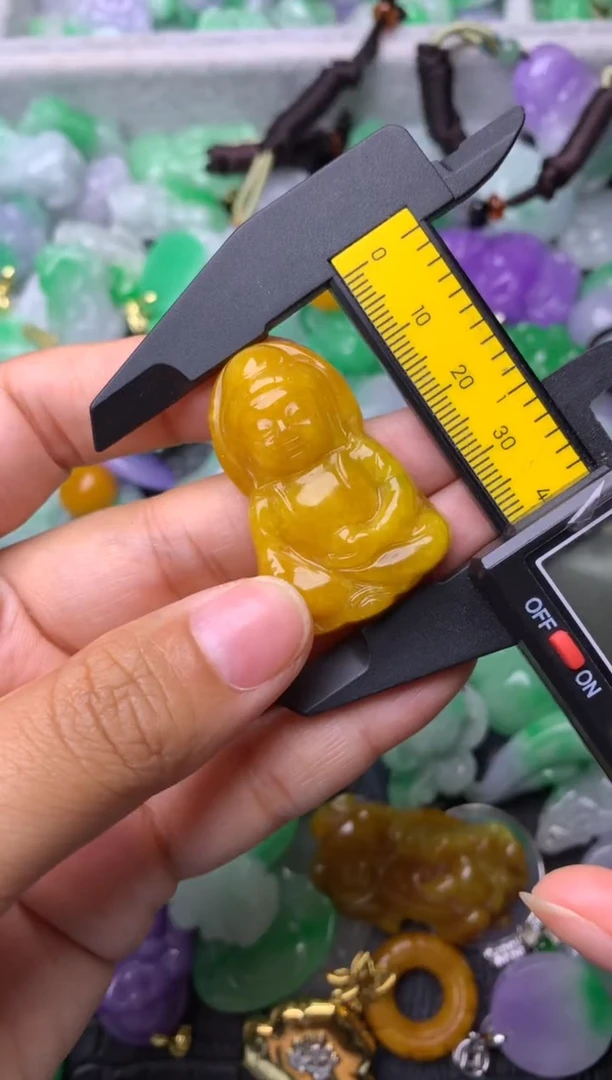 颈饰未镶嵌翡翠缅甸翡翠吊坠