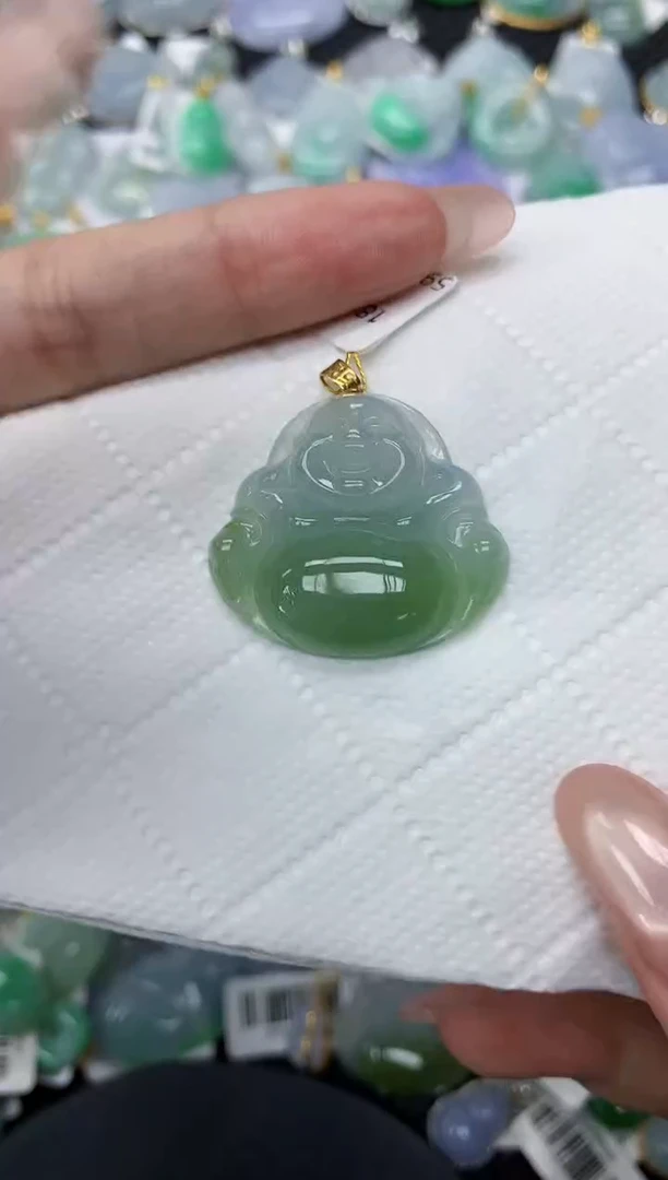 颈饰18K金镶嵌翡翠1111111111