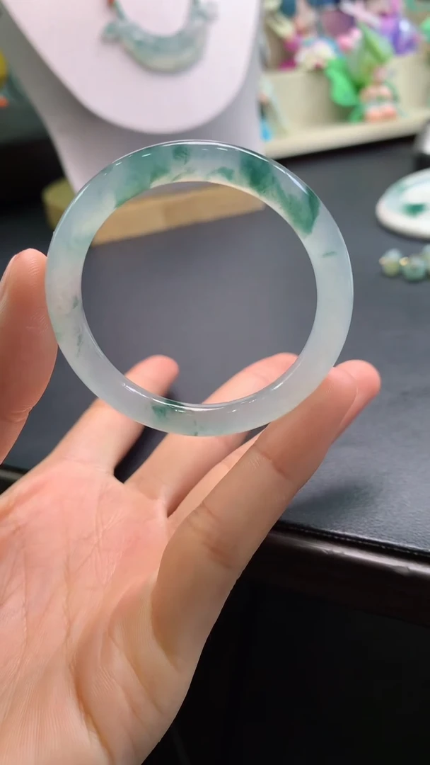 未镶嵌定制翡翠1070709741（43*6*6.1）