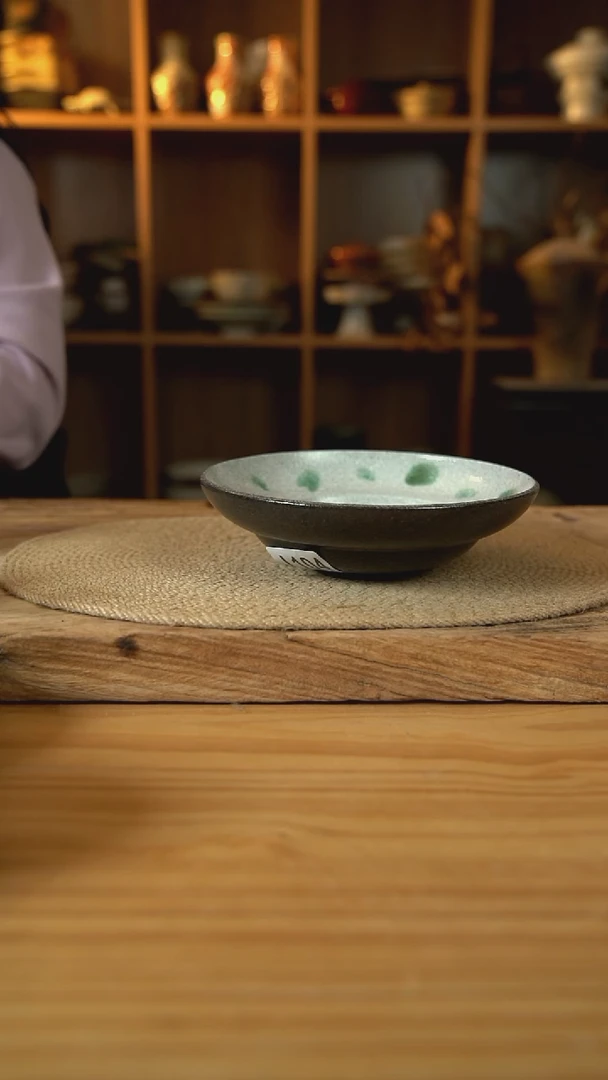 104福利新品系列的8英寸不规则盘子1个