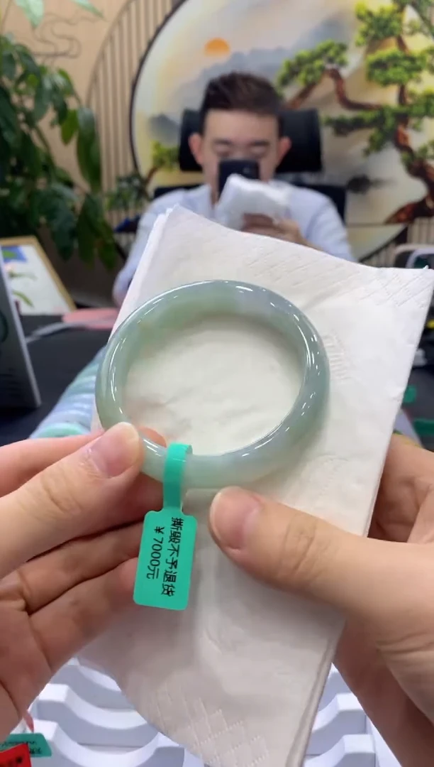 翡翠手镯未镶嵌000000005645