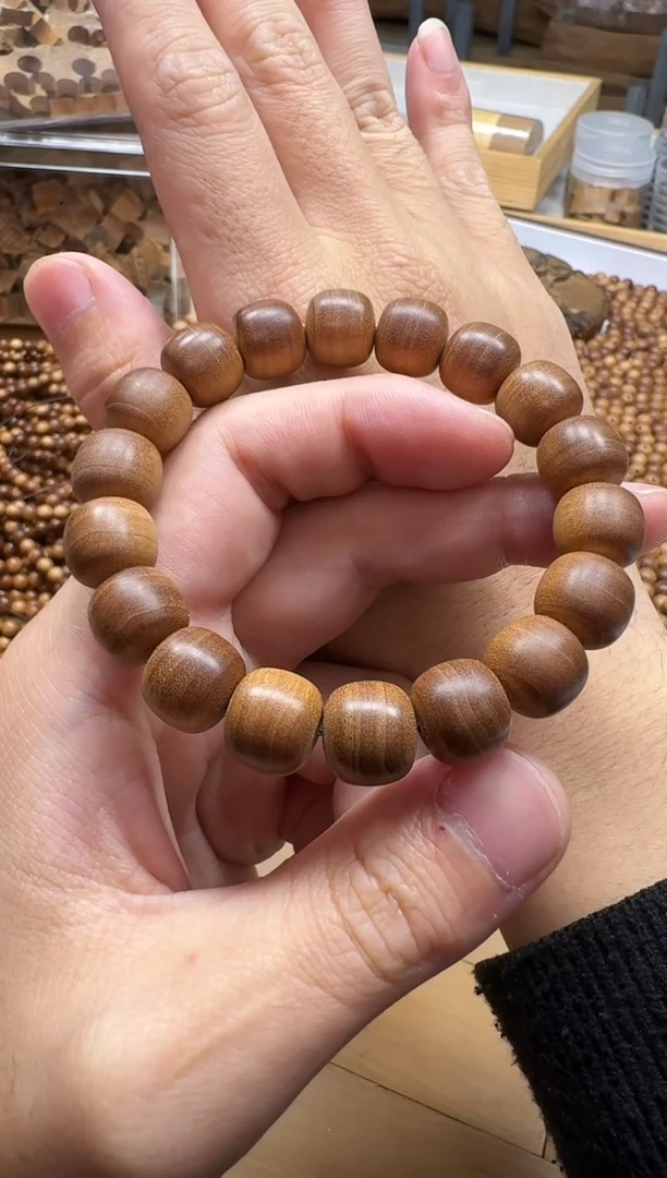 【闪购商品】檀香木手串/手链老山檀香11*12横纹黑肉