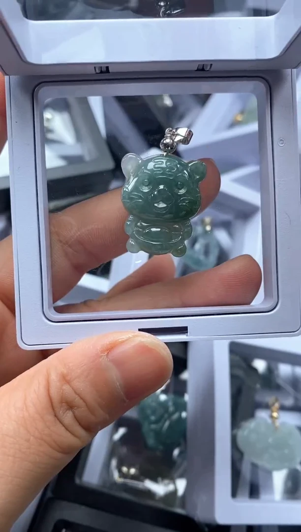 【闪购商品】翡翠吊坠(不含链)未镶嵌33494
