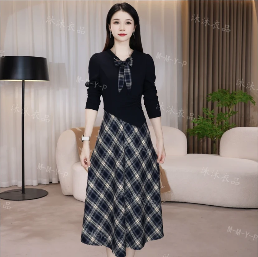 【新品上新】2025年秋季新款显瘦遮肉长袖格纹时尚洋气气质连衣裙