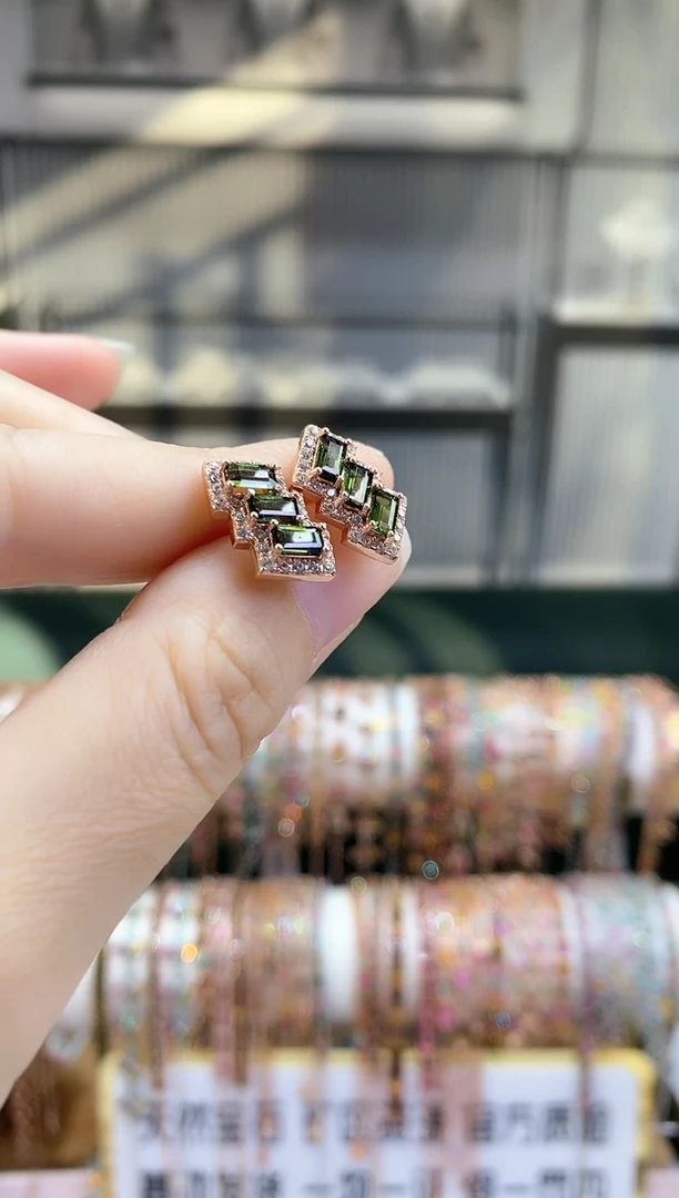 银S925镶嵌耳钉碧玺66666666666