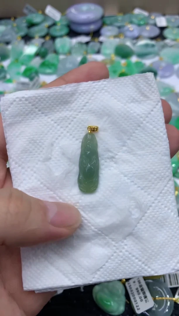 颈饰未镶嵌翡翠天然缅甸翡翠A货