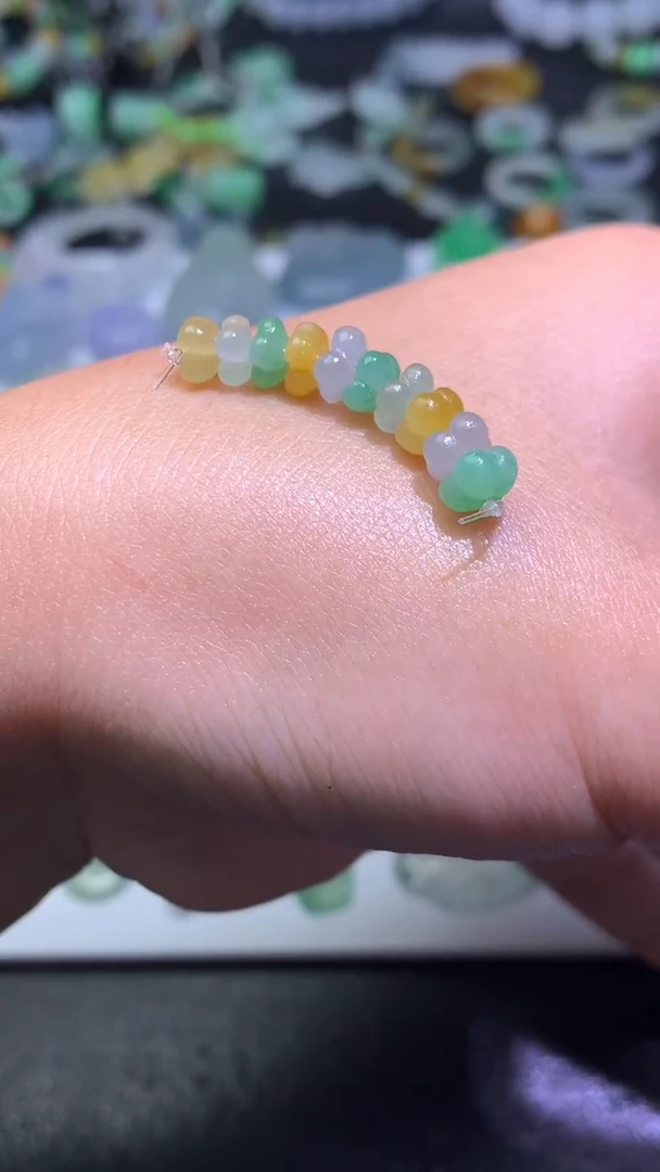 未镶嵌定制翡翠毛货