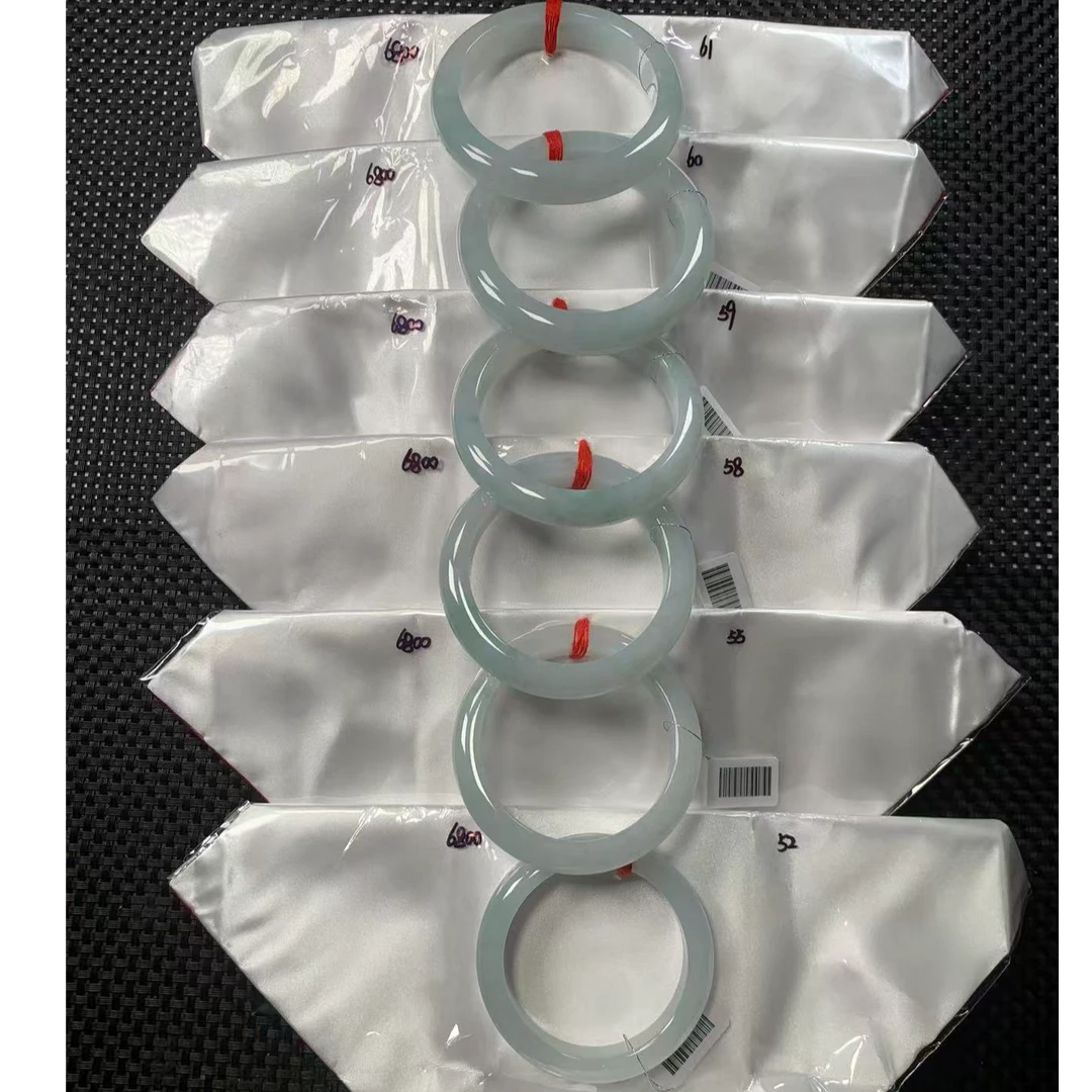 翡翠A货0手镯多样性发货，发一件