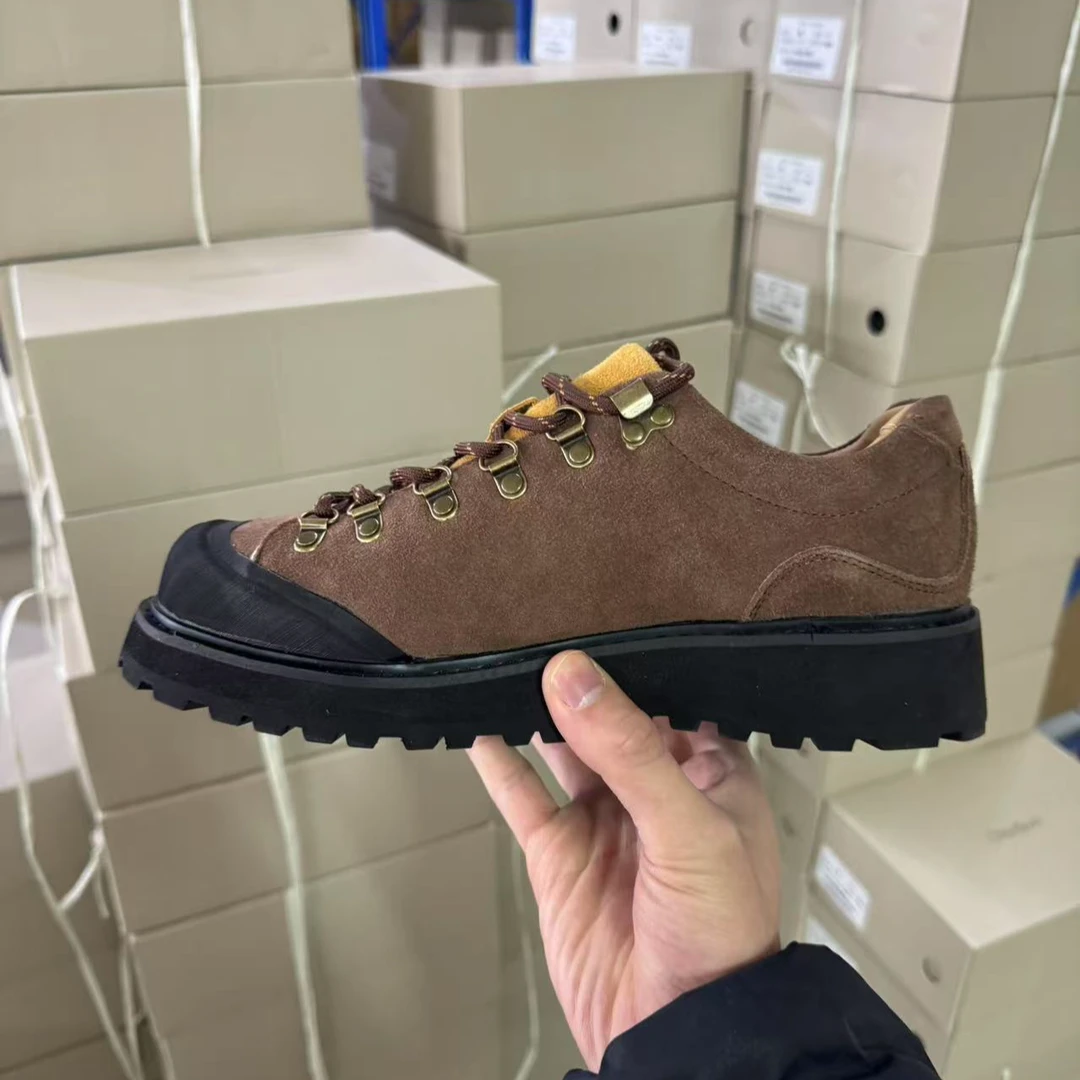 【清仓】低帮牛皮马丁靴