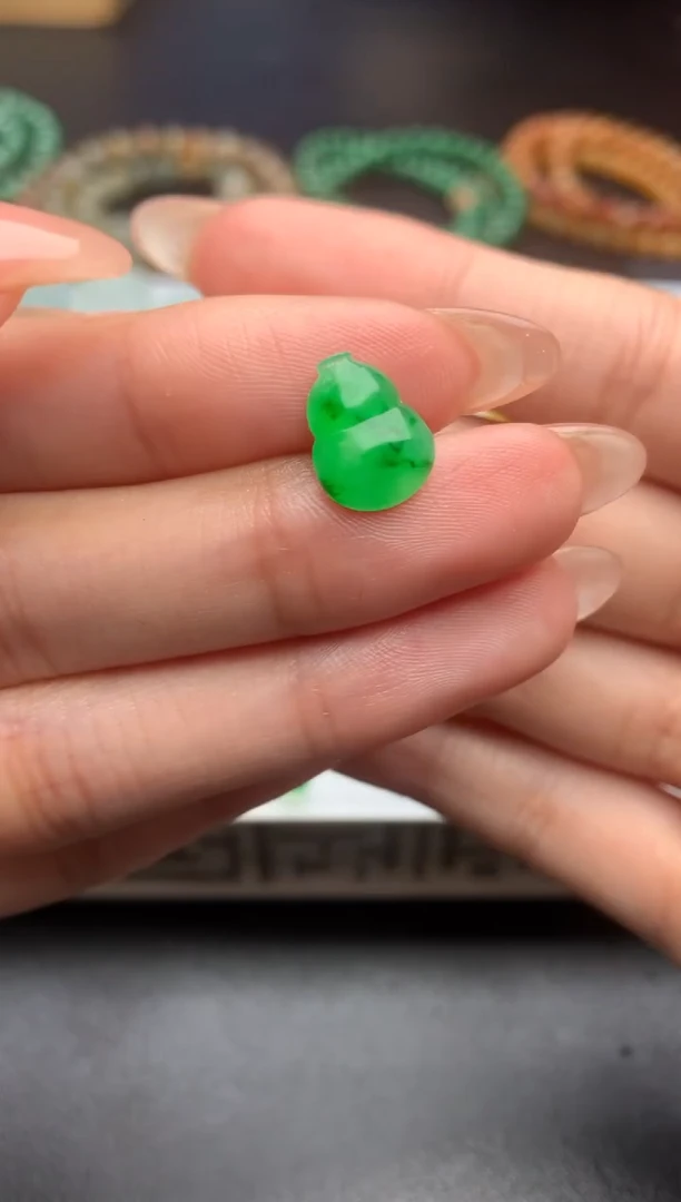 【闪购商品】定制翡翠未镶嵌毛货