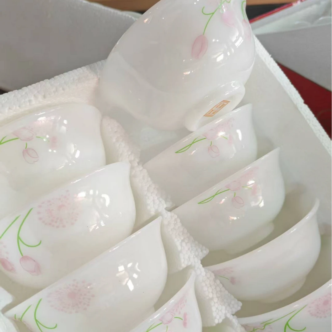 10.2CM（含）-13CM（不含）白瓷手工中式餐具荷花