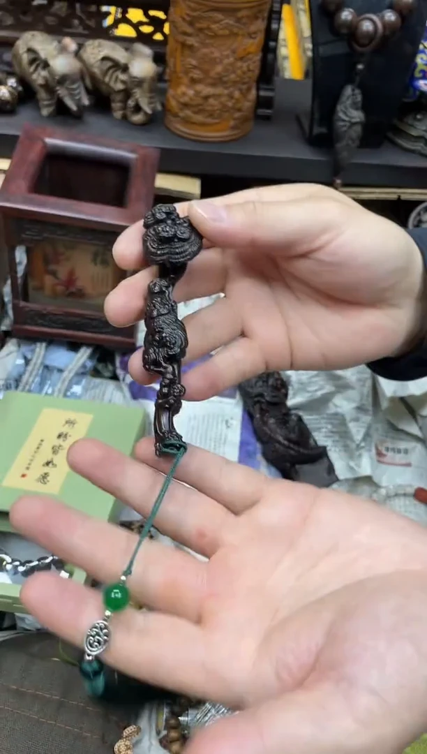 【闪购商品】大叶紫檀（黑酸枝木类）