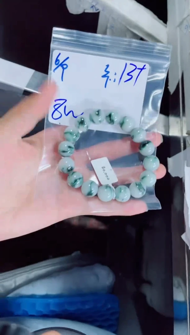 定制翡翠未镶嵌珠串