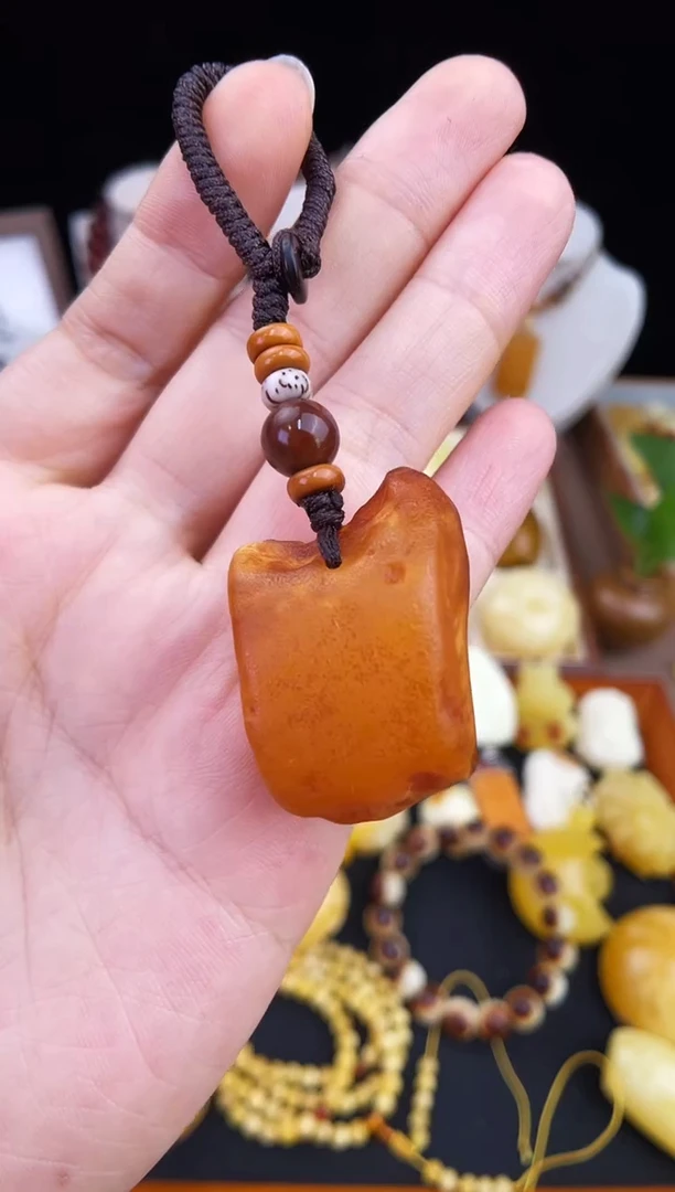 琥珀未镶嵌珠宝奇石柒月