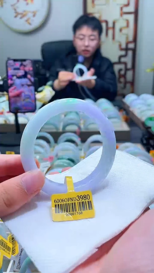 未镶嵌手镯翡翠137-60