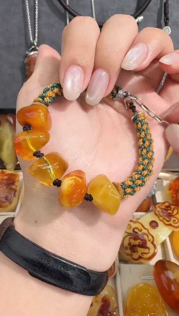 裸石琥珀未镶嵌琥珀